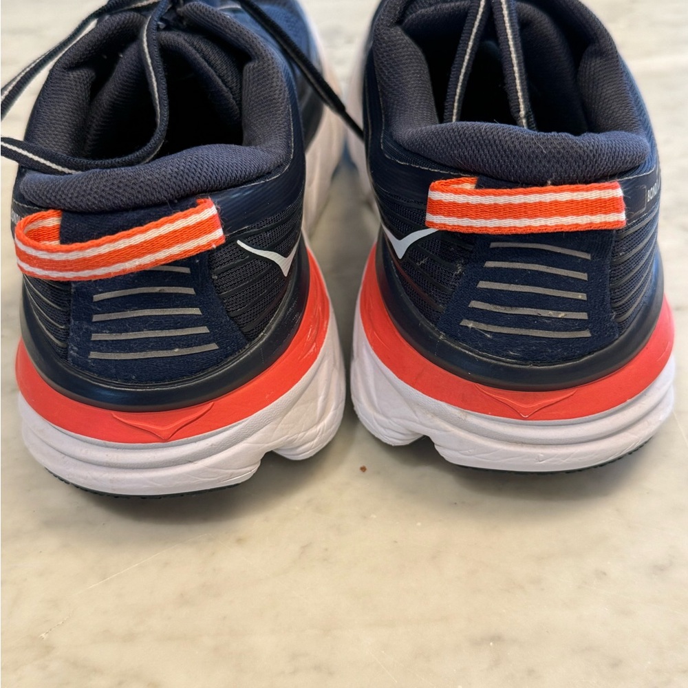 HOKA Women’s Bondi 7 Athletic Shoes - Picture 3 of 8